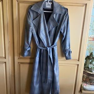 Very pretty glenplaid all weather coat